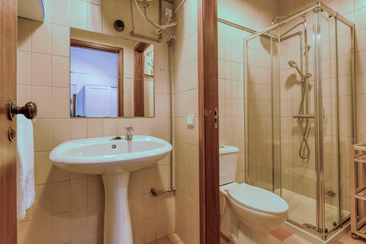 Travel And Live Faria Guimaraes Apartment ปอร์โต ภายนอก รูปภาพ