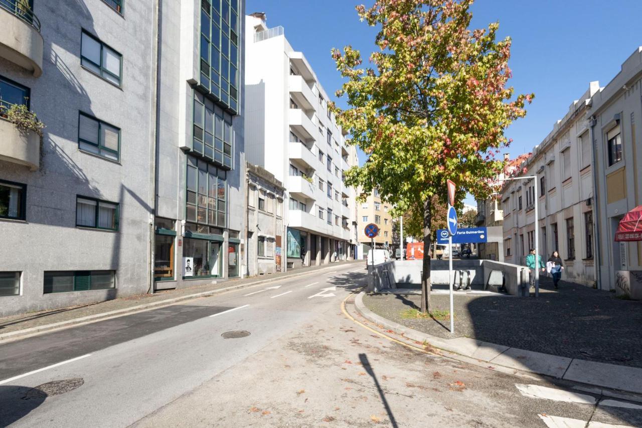 Travel And Live Faria Guimaraes Apartment ปอร์โต ภายนอก รูปภาพ